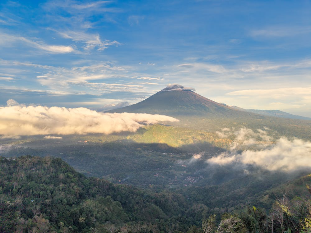 Bali volcano landscapes featuring dramatic mountain scenery, volcanic peaks, and breathtaking viewpoints that showcase the island’s natural beauty and geological history.