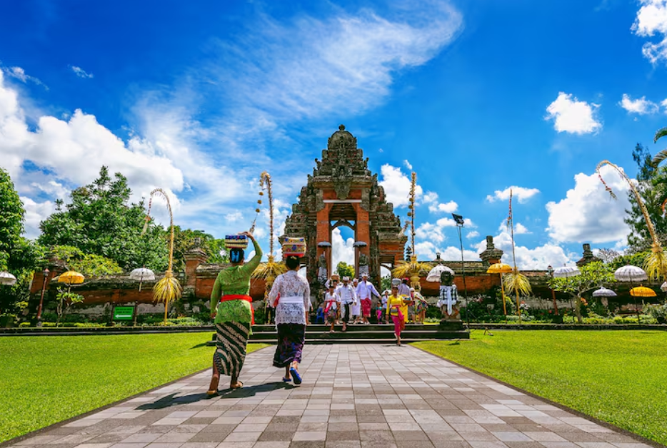 Convention venues in Denpasar featuring modern event halls, advanced conference facilities, and professional services for corporate meetings, exhibitions, and large-scale conventions.