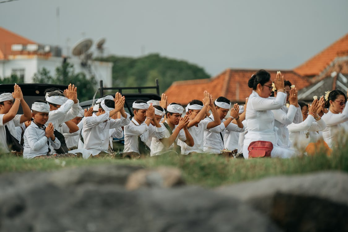 Festivals in Bali showcase vibrant cultural traditions, colorful ceremonies, traditional performances, and community celebrations that highlight the island’s rich heritage.