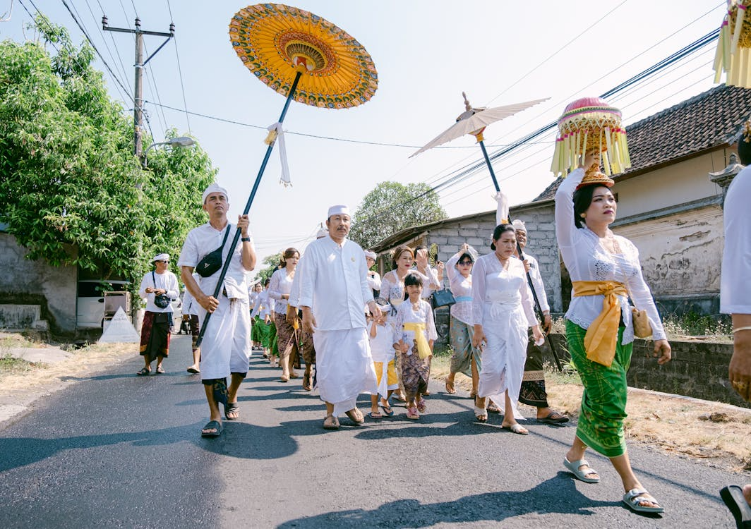 Festivals in Bali showcase vibrant cultural traditions, colorful ceremonies, traditional performances, and community celebrations that highlight the island’s rich heritage.