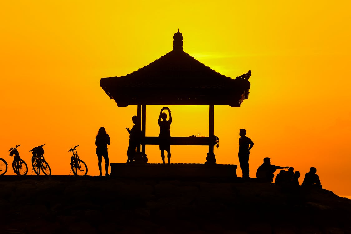 What to do in Bali at night includes enjoying beachfront dining, watching cultural performances, exploring night markets, and experiencing the island’s vibrant evening atmosphere.