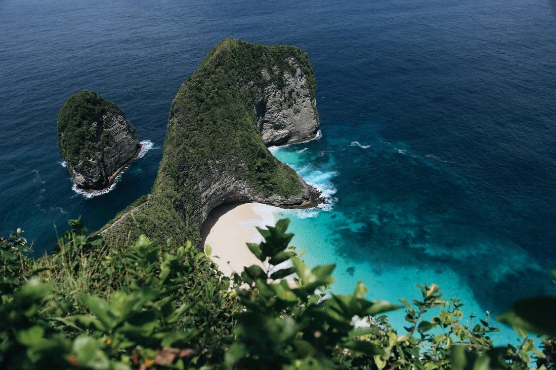 The Nusa Islands
