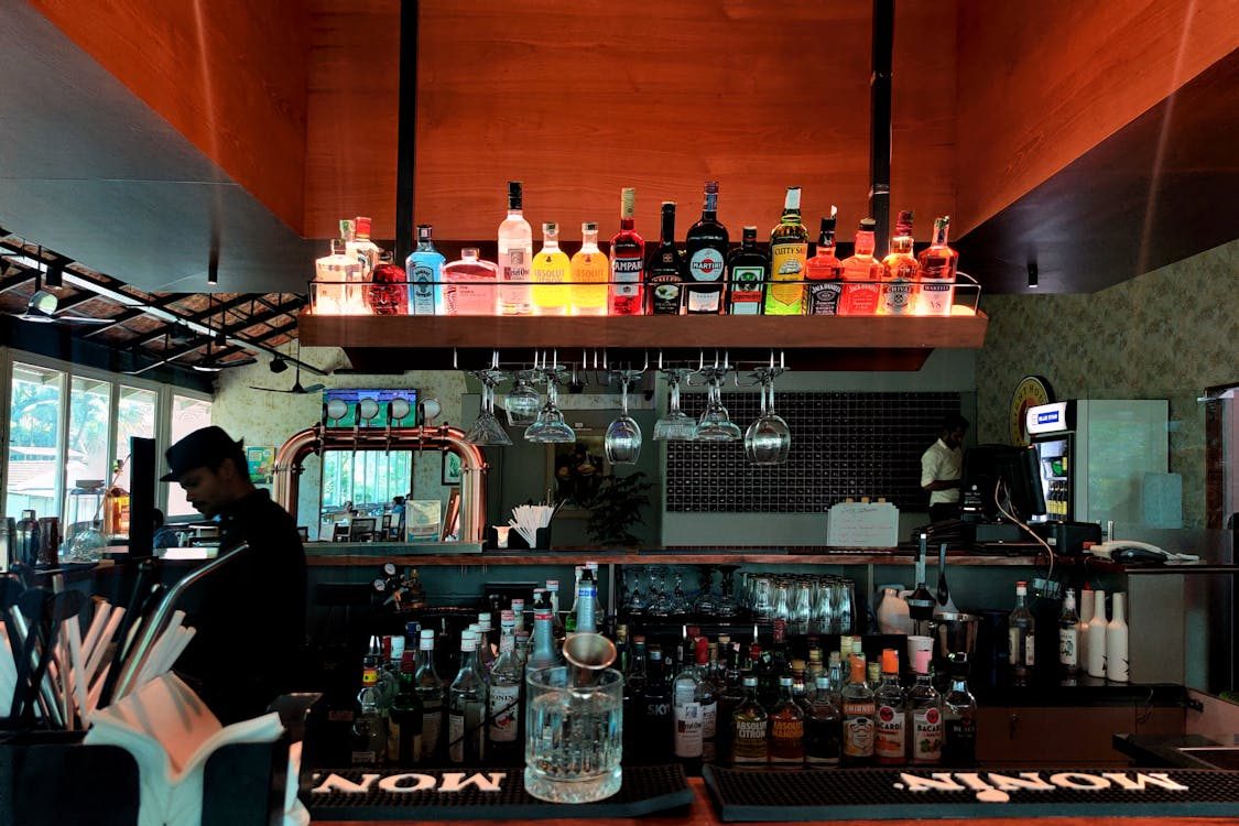 11. Hyatt Regency의 Bamboo Bar – Jalan Danau Tamblingan