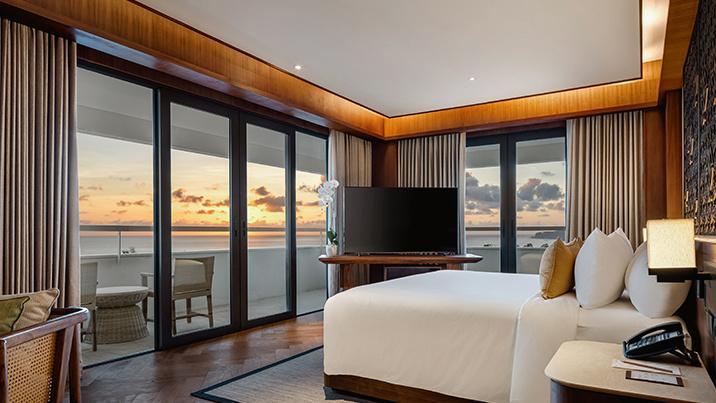Bali Beach Hotel – 13