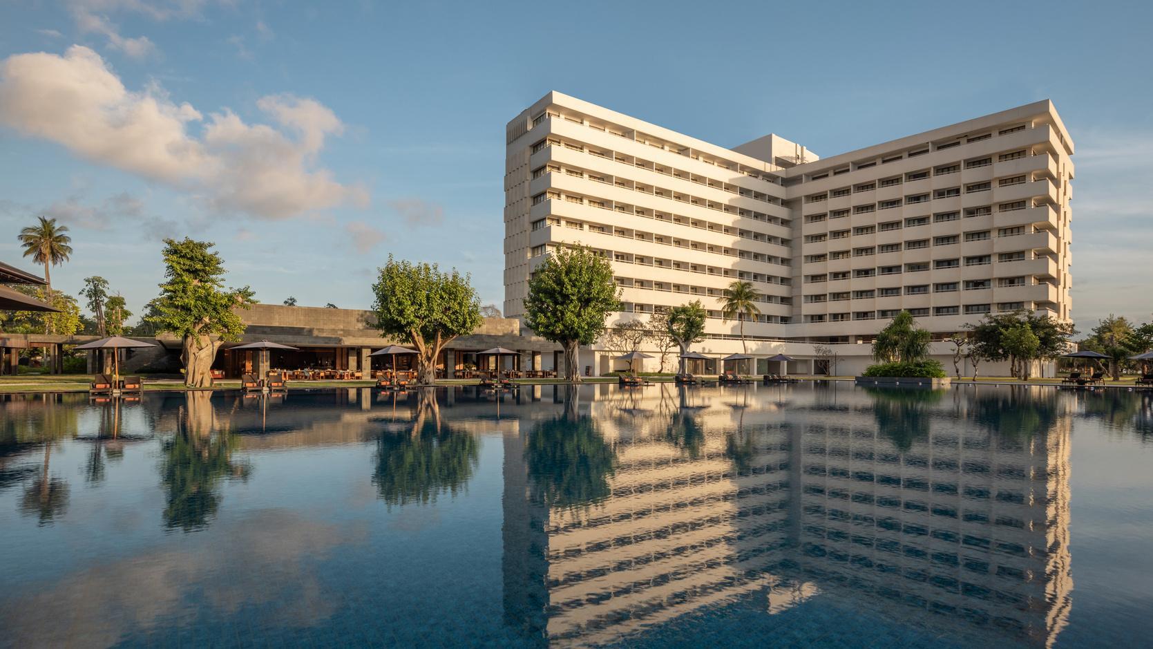 Bali Beach Hotel – 15